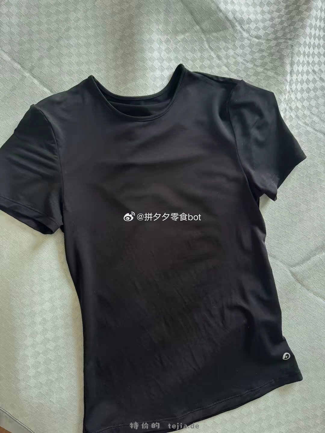 小野和子夏款修身短袖 30元 - 特价的